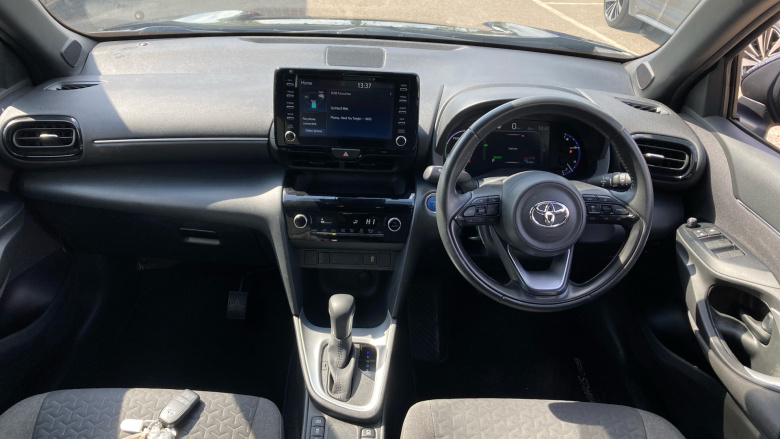 Toyota Yaris Cross 1.5 Hybrid Design 5dr CVT Hybrid Estate